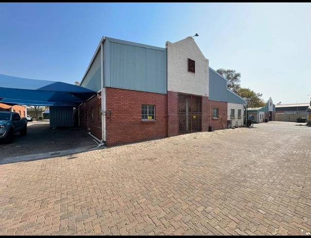 INDUSTRIAL PROPERTY TO RENT IN HENNOPSPARK